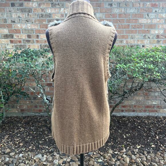 Mob Wife Chic Faux Fur Cable Knit Gilet Vest Western Tan Brown Sz 12 - Picture 3 of 9